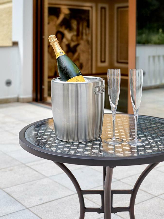 Apartment Villa Dionysus Карловы Вары Экстерьер фото