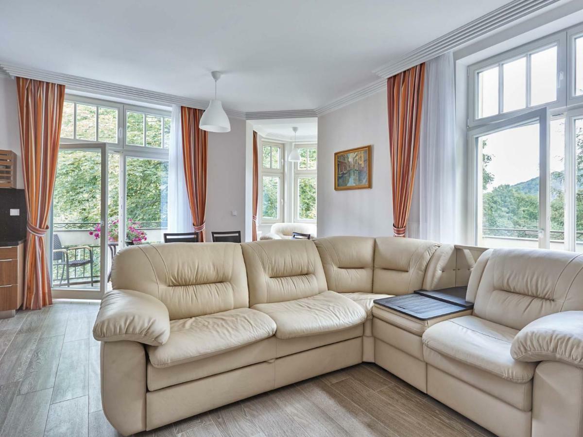 Apartment Villa Dionysus Карловы Вары Экстерьер фото